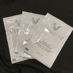 Venofye Queen Bee Day Moisturizer